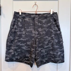Lululemon Camo Pace Breaker Camo XL Lined Short 9” inseam